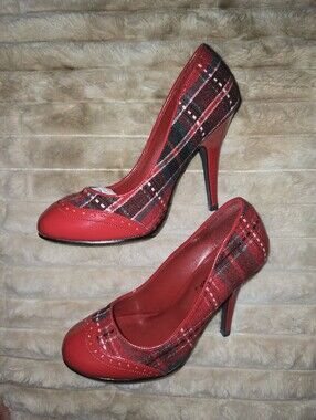 Wild Diva Red Plaid High Heel Pumps